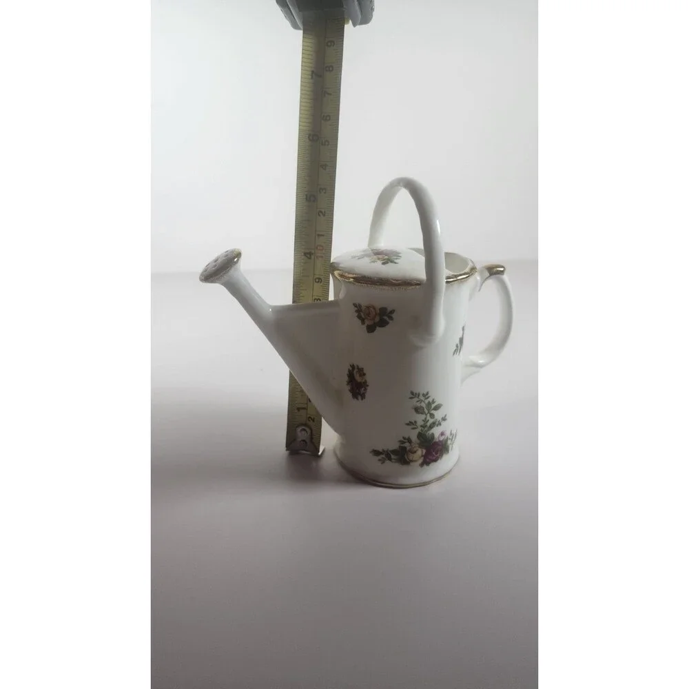 Royal Albert Old Country Roses Small Watering Can Long Spout EUC